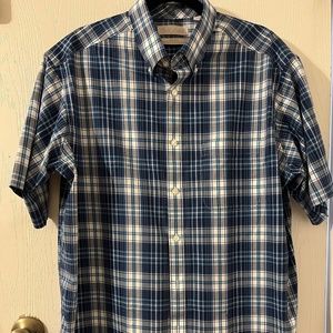 Gold Label Roundtree & Yorke Short Sleeved Button Up Shirt